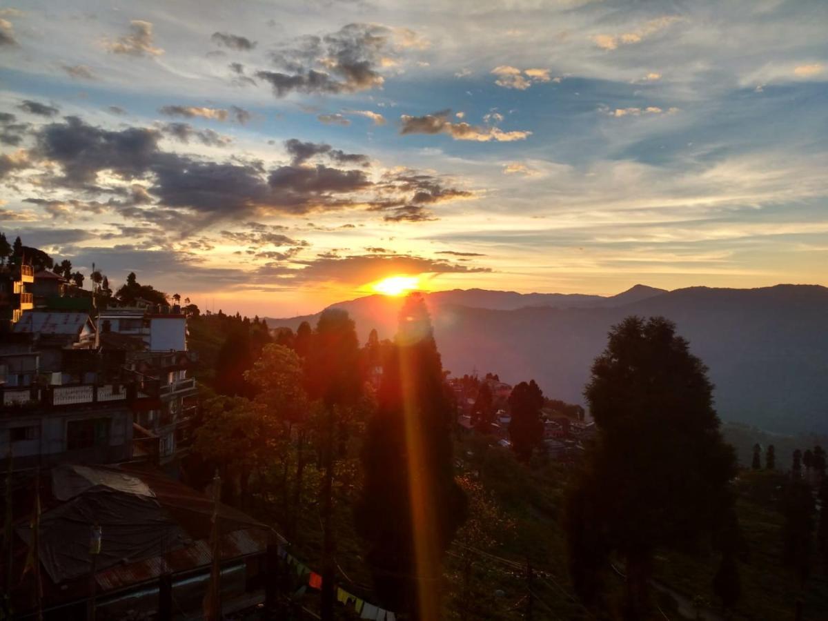Swabhumi Homestay Kurseong Esterno foto