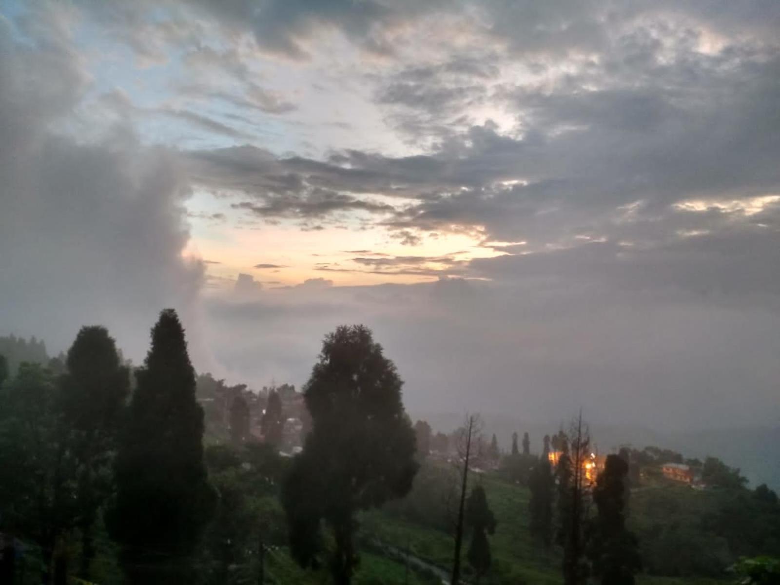 Swabhumi Homestay Kurseong Esterno foto